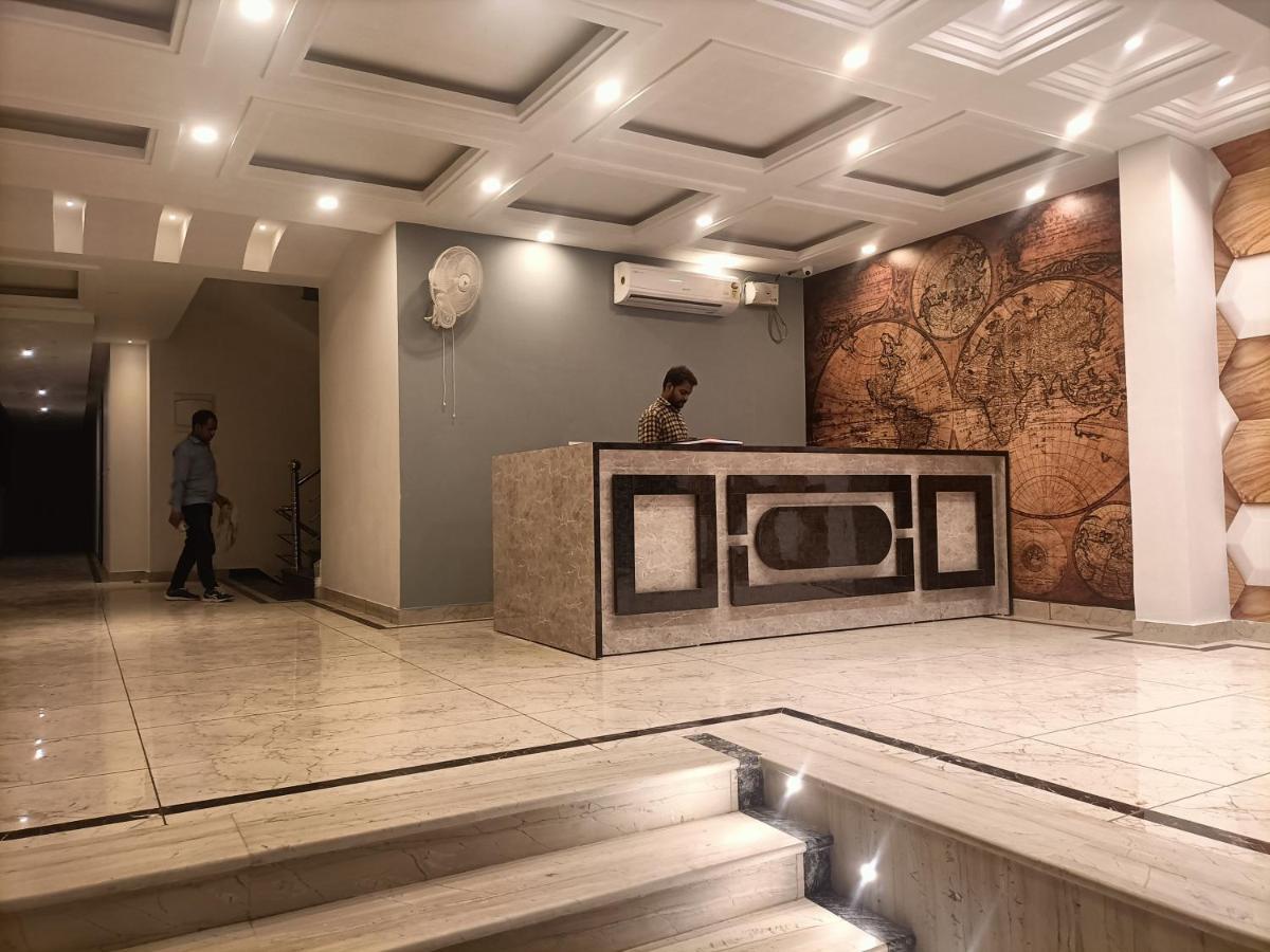 Hotel Tark Inn Near Igi Airport Нью-Делі Екстер'єр фото